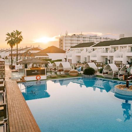 Lago Resort Menorca - Casas del Lago Adults Only Cala'N Bosch  Exterior foto Sunset at the hotel
