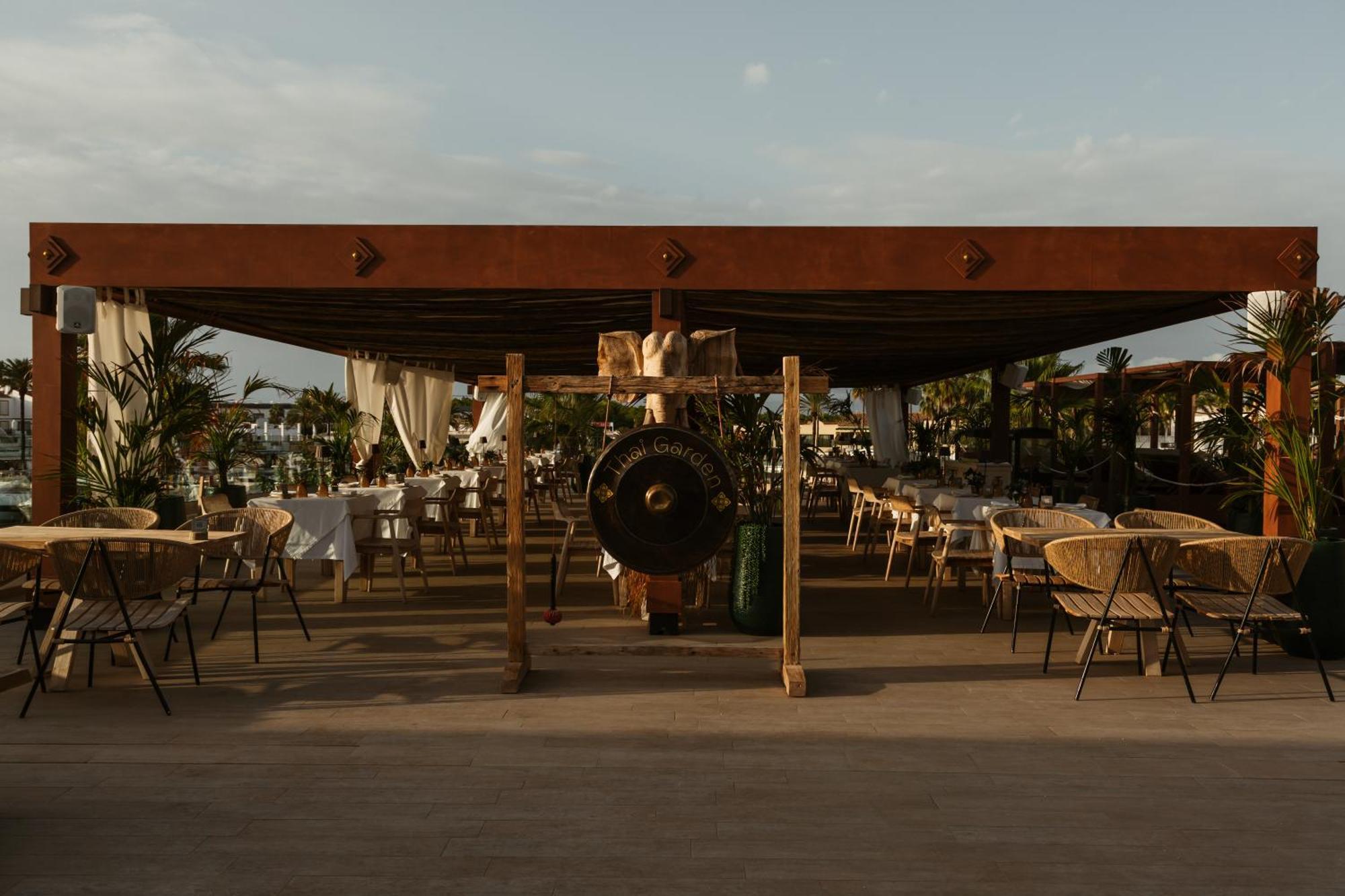 Lago Resort Menorca - Casas del Lago Adults Only Cala'N Bosch  Exterior foto The restaurant